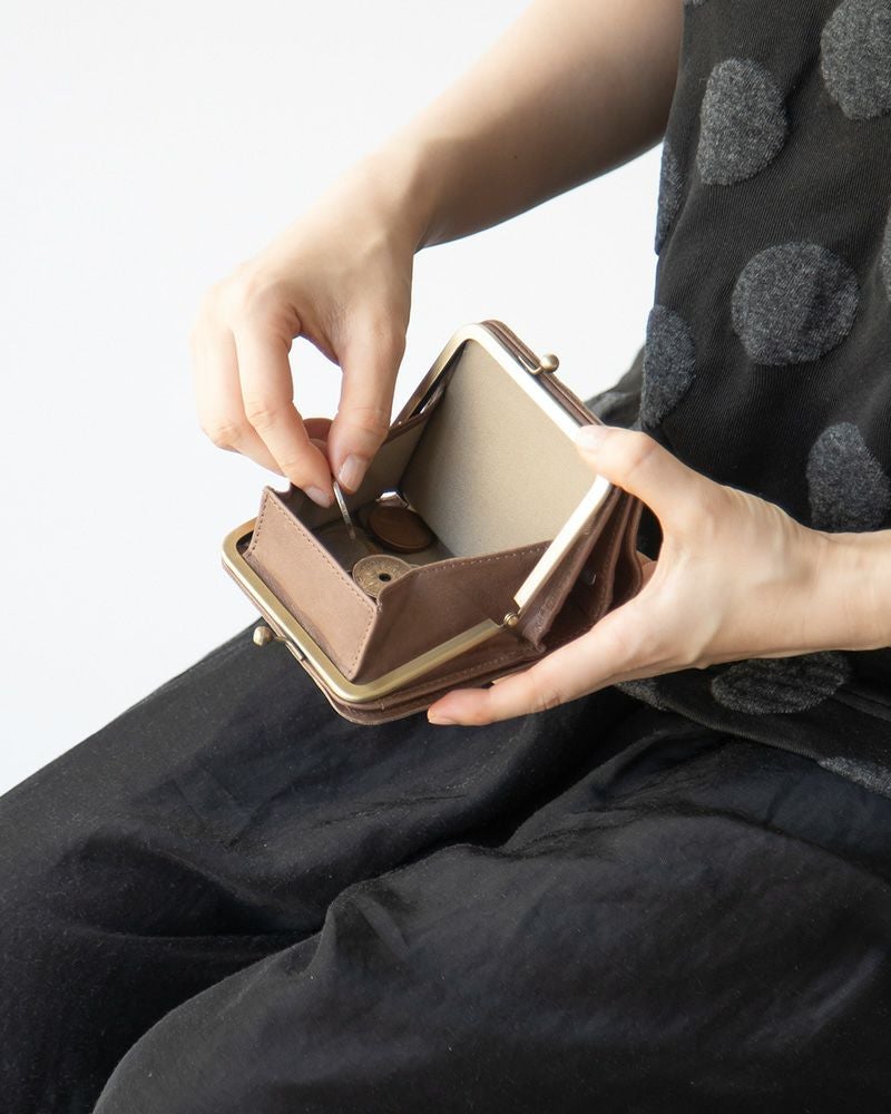 コンパクトなミニ財布だけどがま口だから小銭が見やすい「ドロップツリー がま口 コンパクトウォレット」